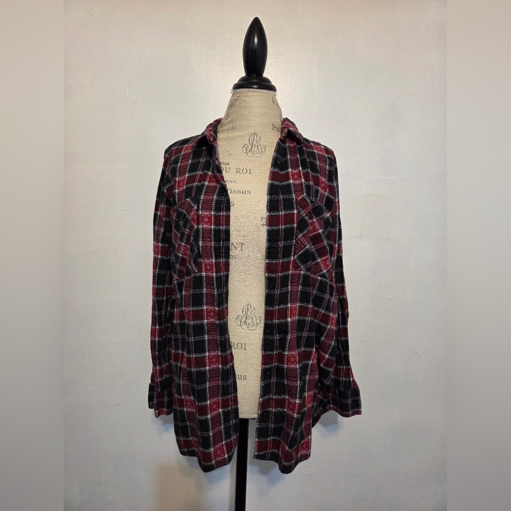 Mudd Red and Black Flannel Plaid Shirt Size Large